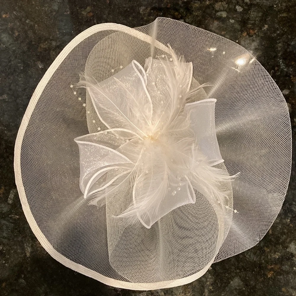 Large handmade side hat Kentucky derby style wedding - Picture 3 of 8